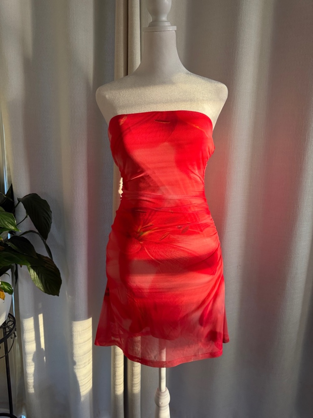 Strapless Red floral Mini Dress